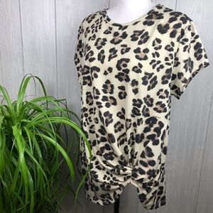 Botanique leopard animal print short sleeve top